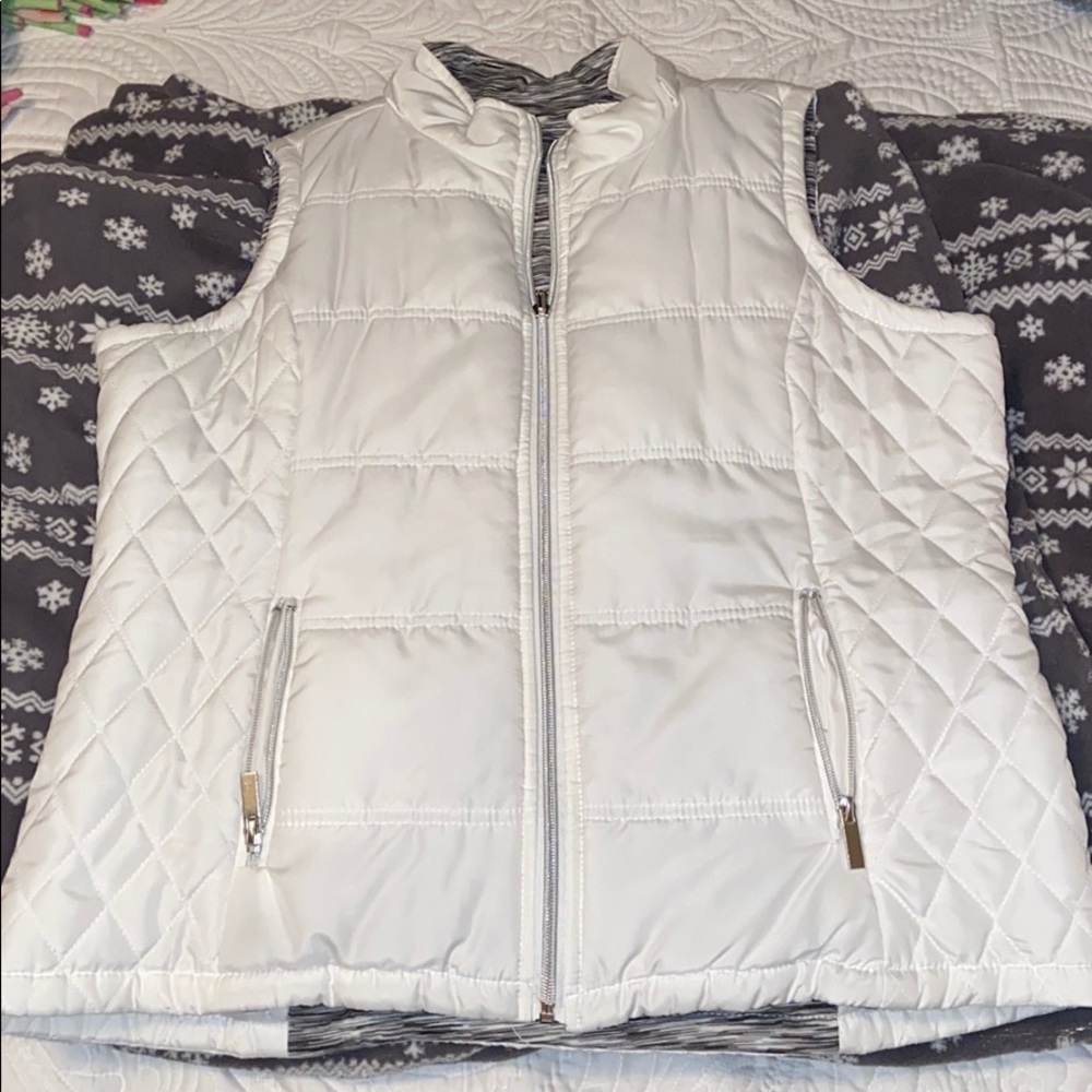 White puffer vest
